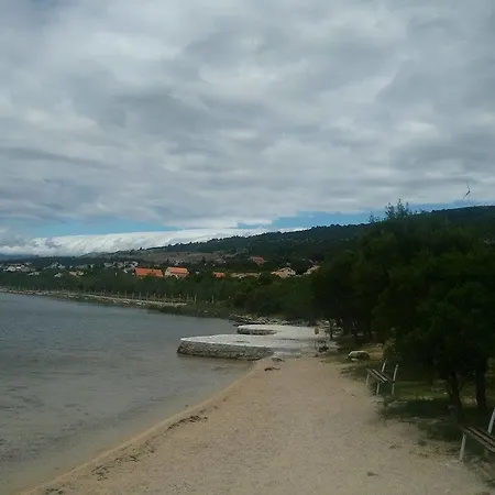 Slavica 公寓 格基卡琳