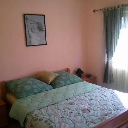 Slavica 公寓